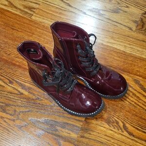 TAHARI Combat Maroon Boots